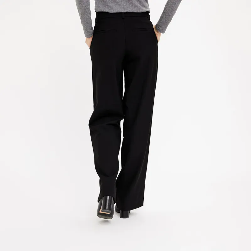 Dena 285 Black