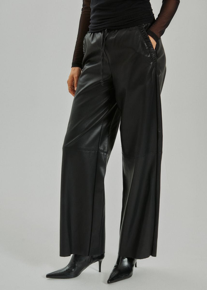 Veggy Pants Black